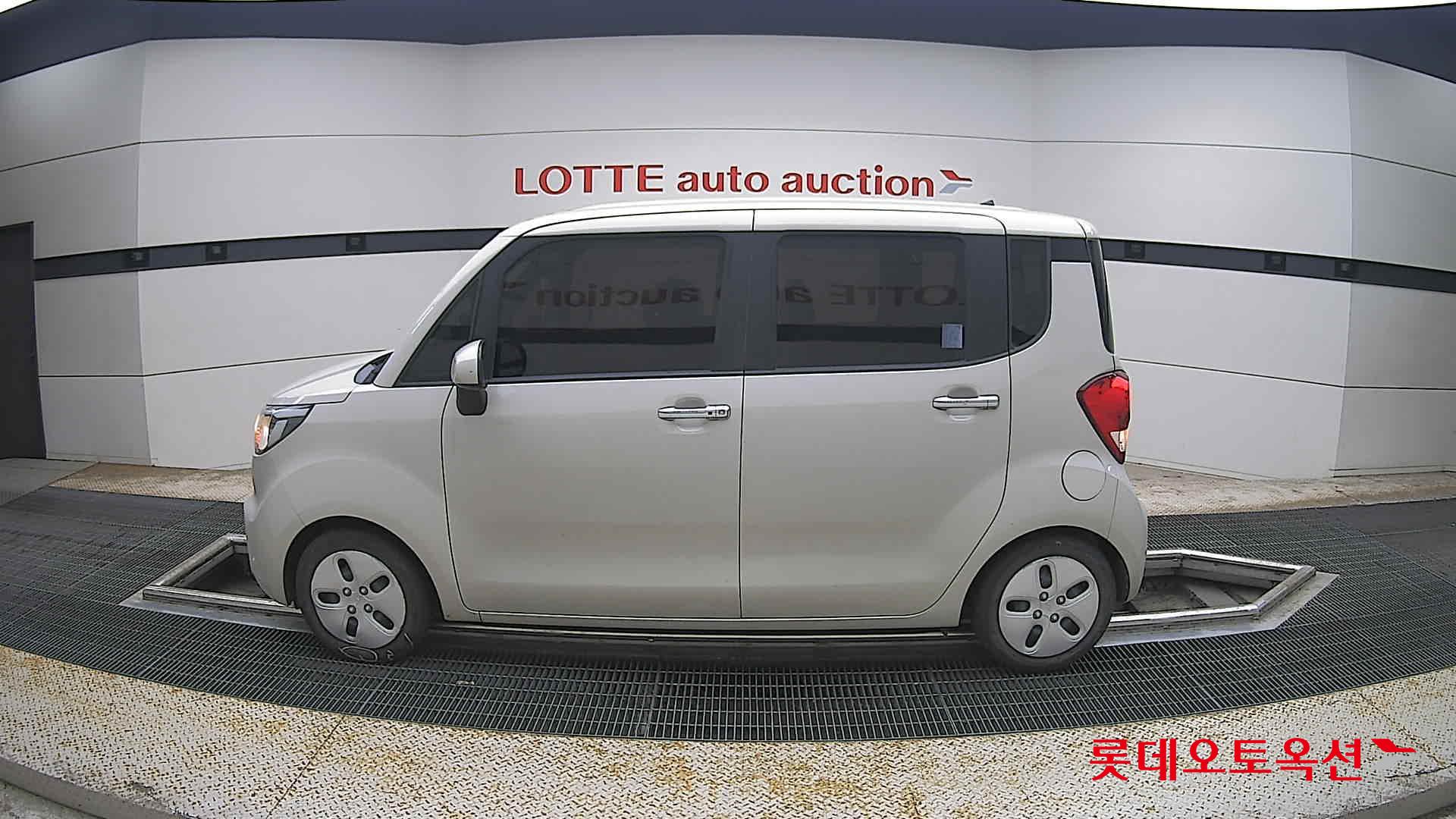 2022 - kia ray