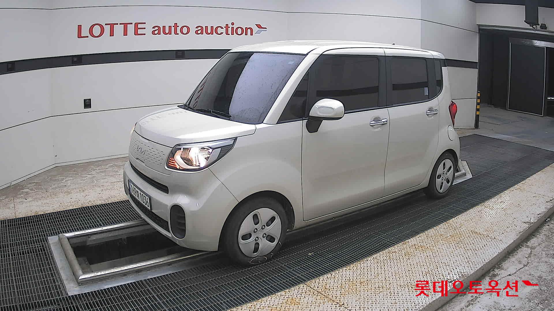 2022 - kia ray
