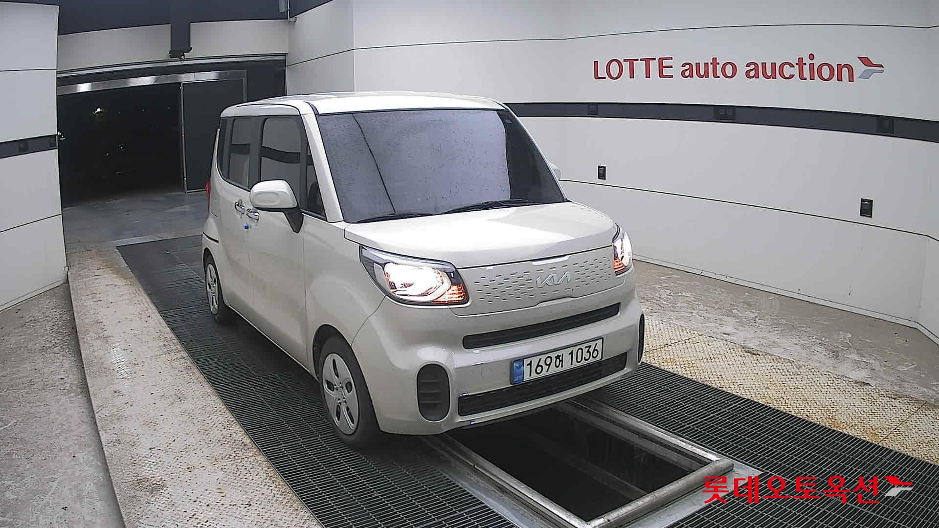 2022 - kia ray