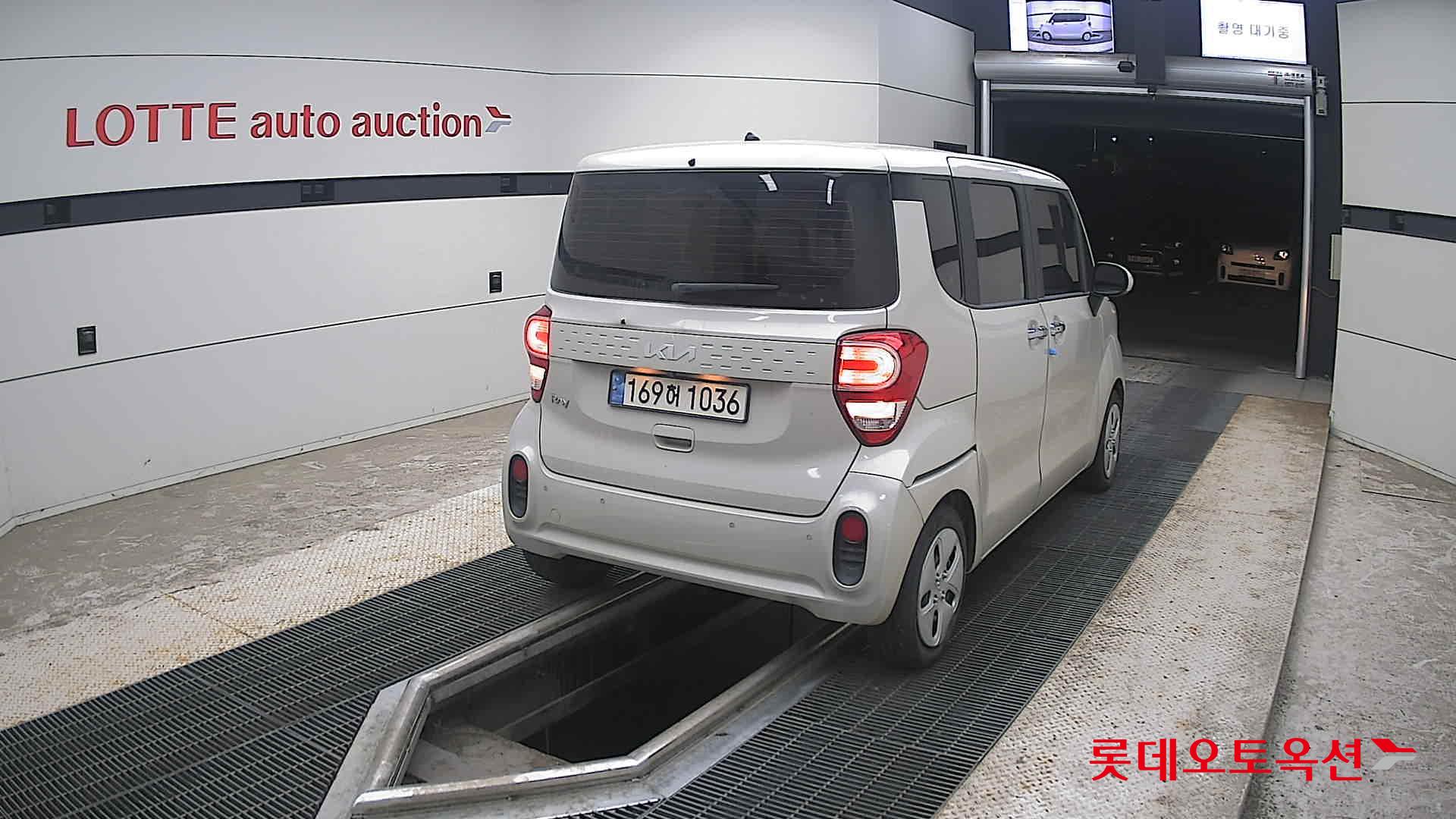 2022 - kia ray