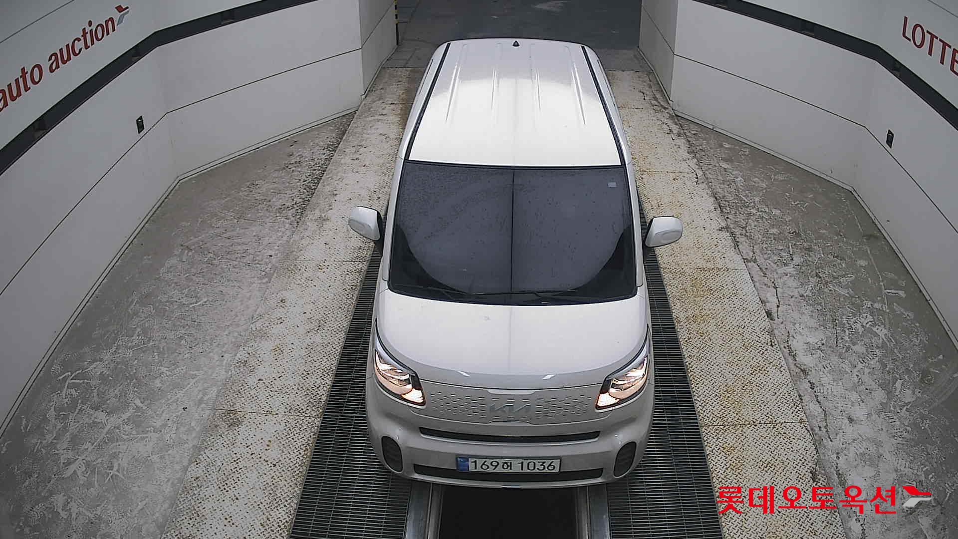 2022 - kia ray