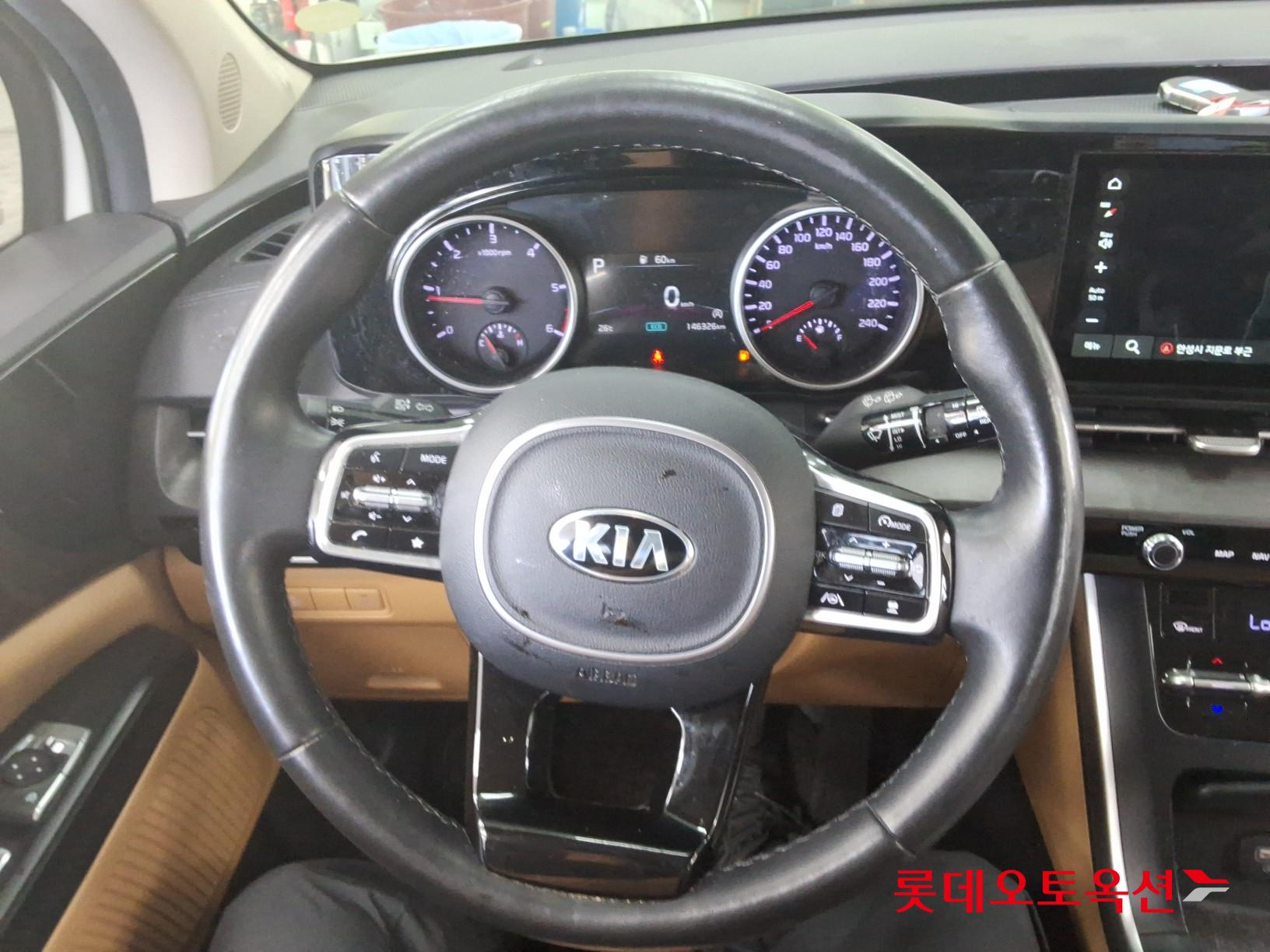 2021 - kia carnival