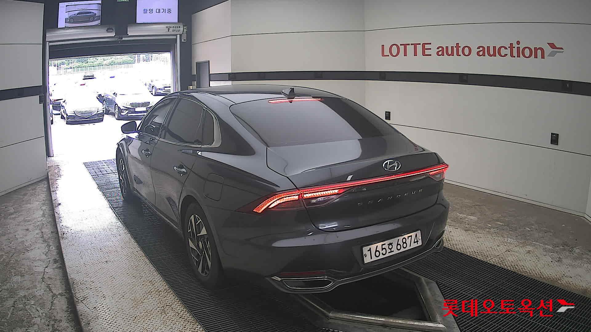 2022 - hyundai grandeur