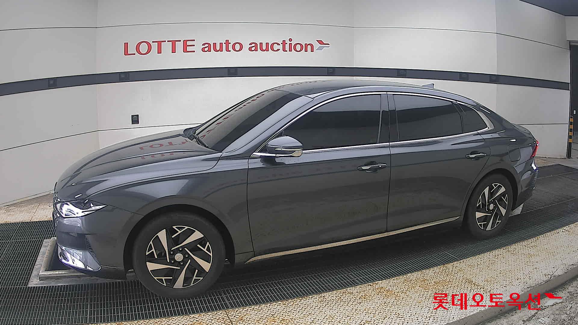2022 - hyundai grandeur