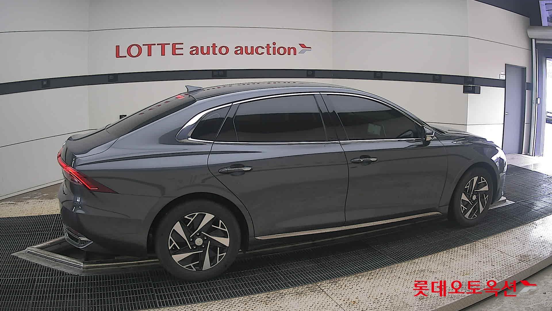 2022 - hyundai grandeur