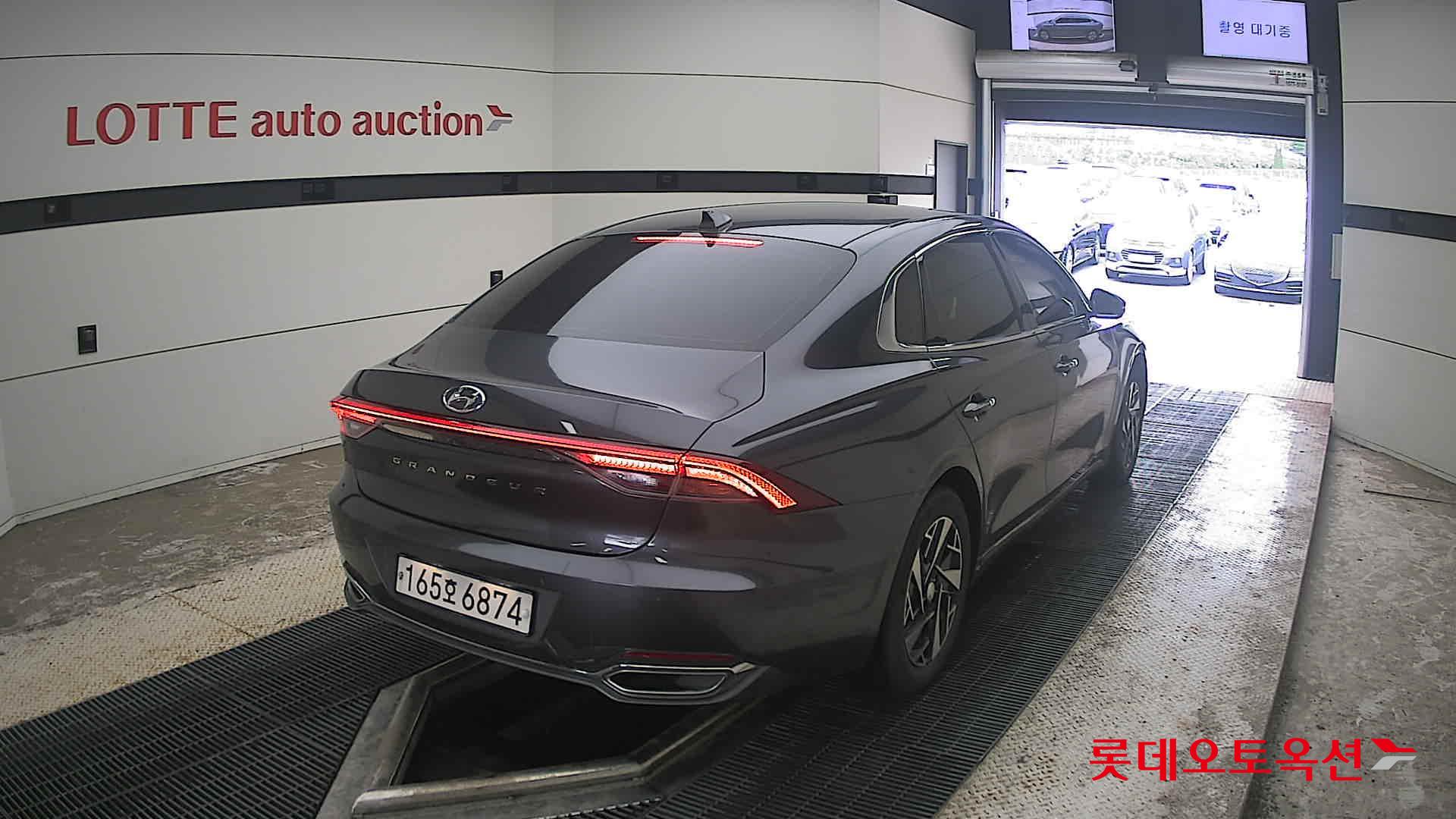 2022 - hyundai grandeur