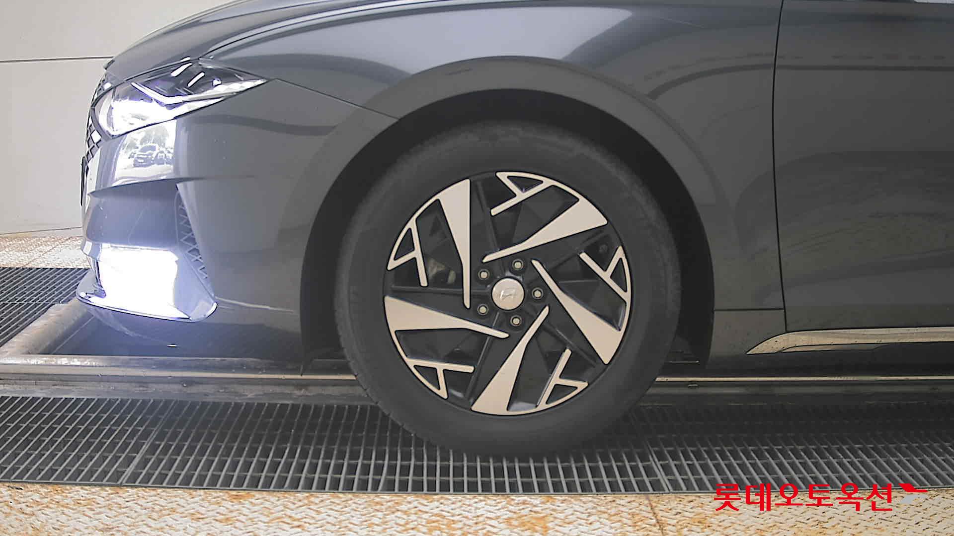 2022 - hyundai grandeur