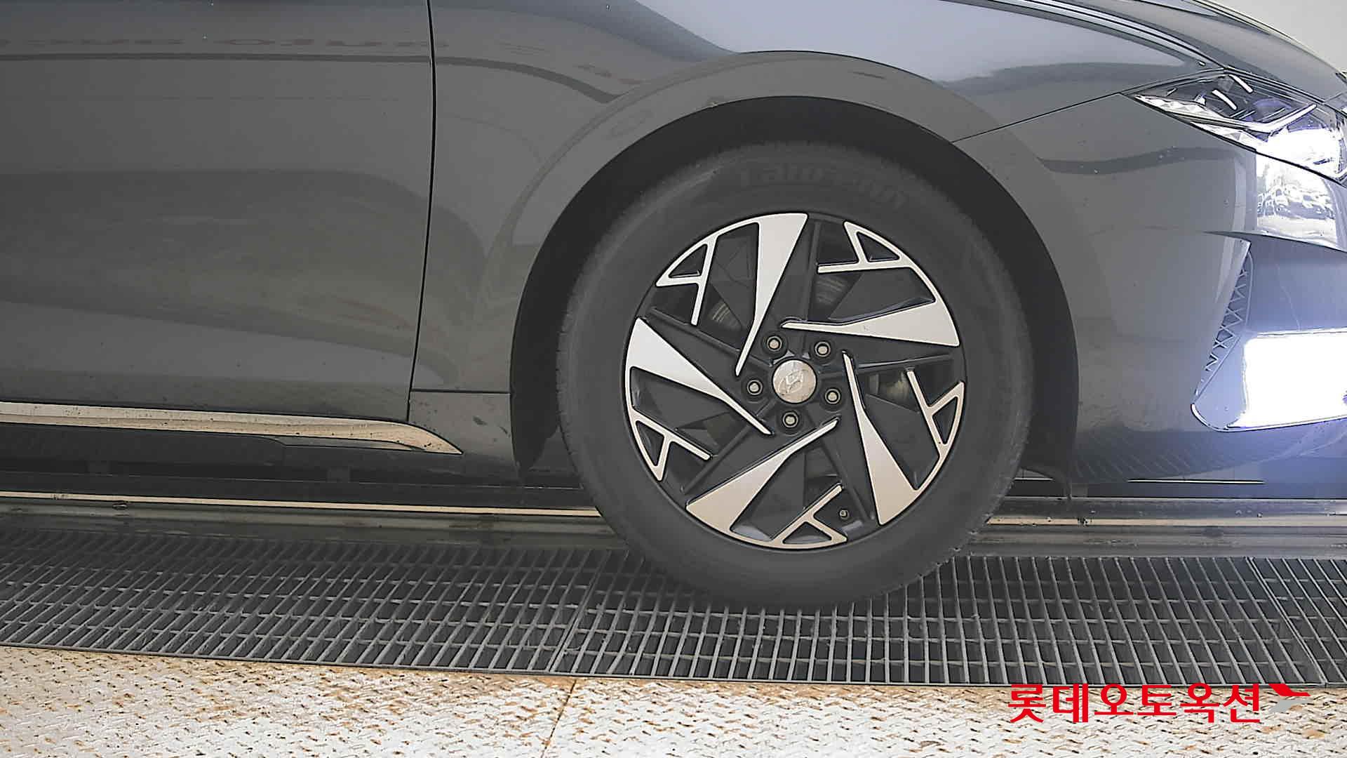 2022 - hyundai grandeur