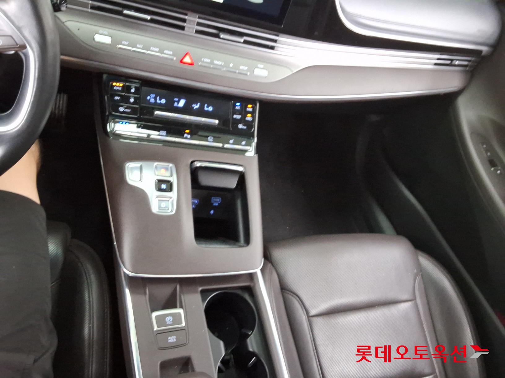 2022 - hyundai grandeur