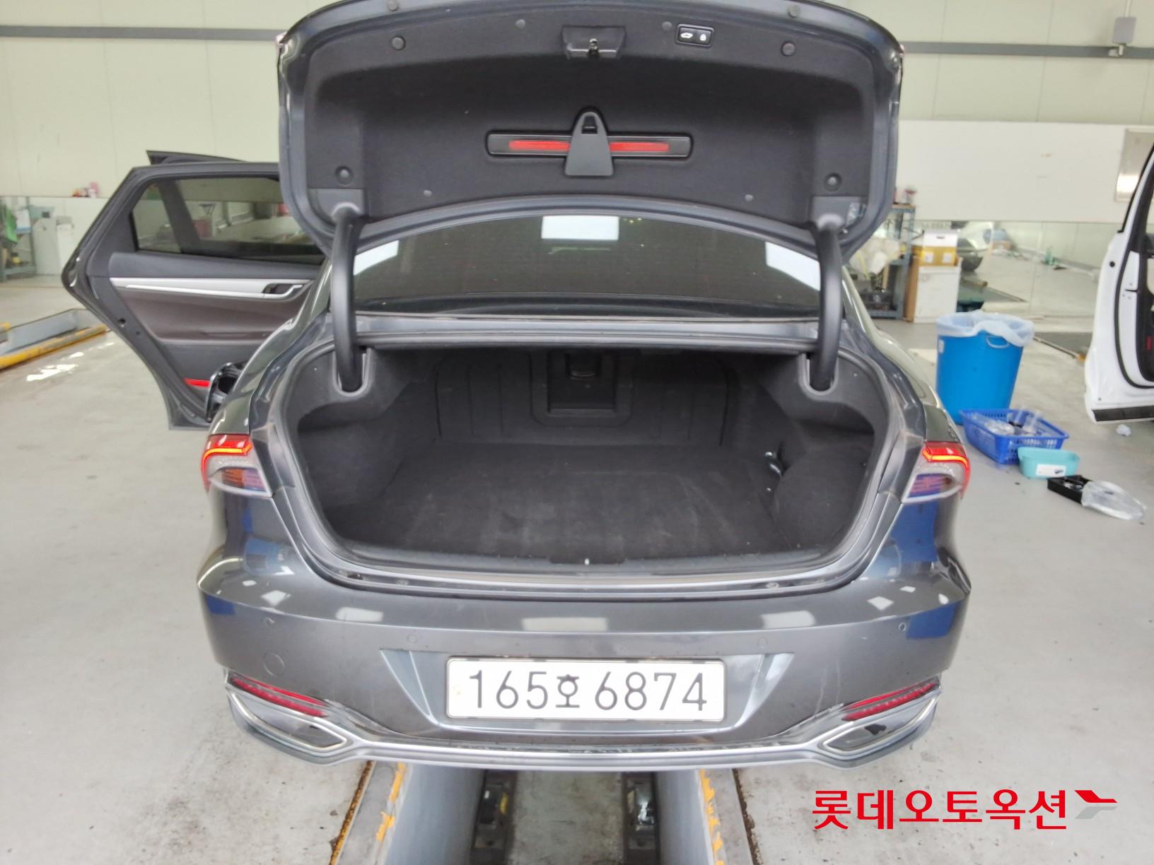 2022 - hyundai grandeur