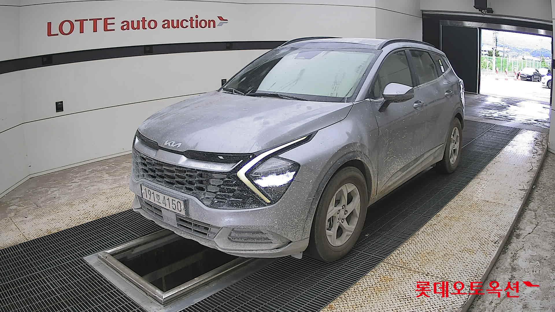 2022 - kia sportage