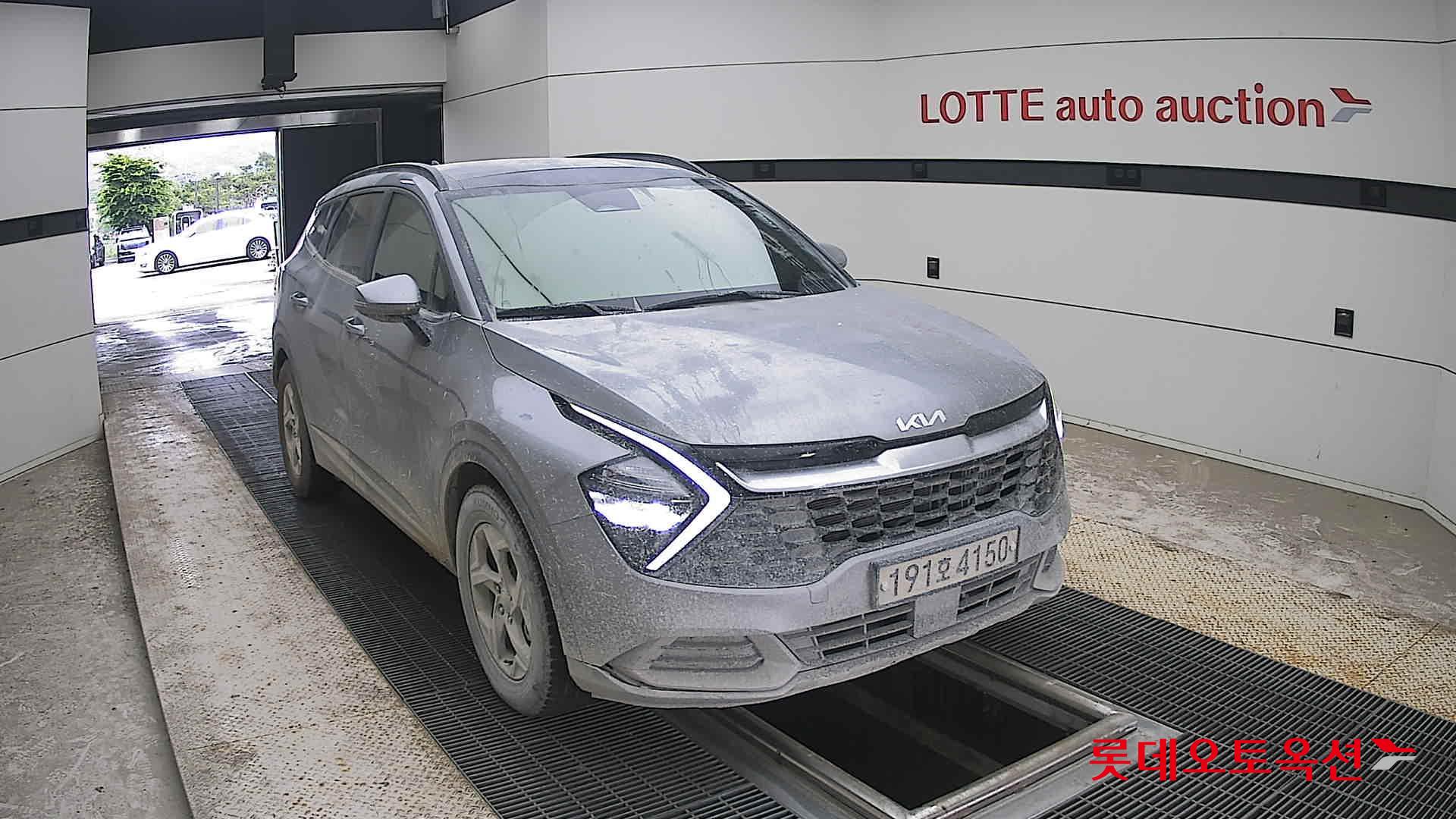 2022 - kia sportage