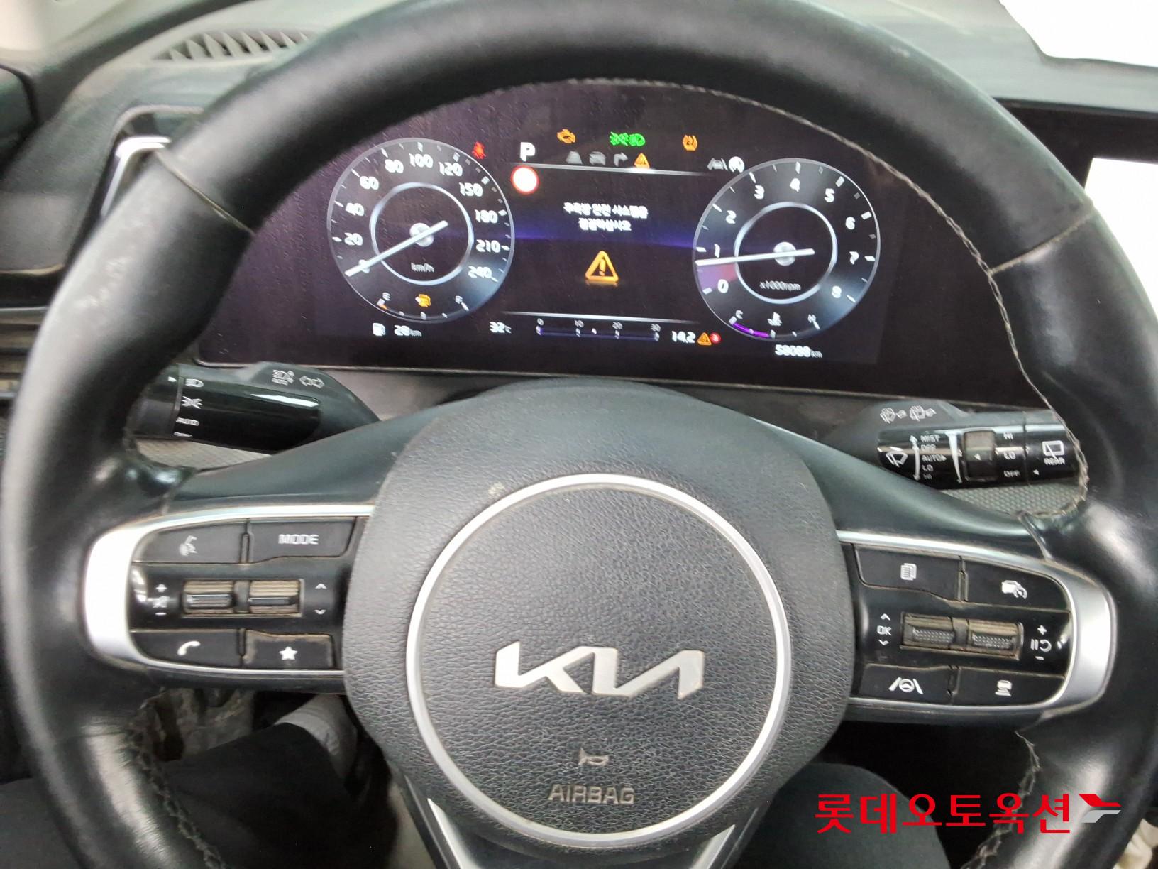 2022 - kia sportage