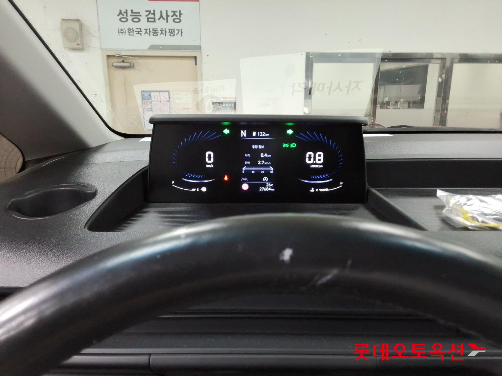 2022 - hyundai staria