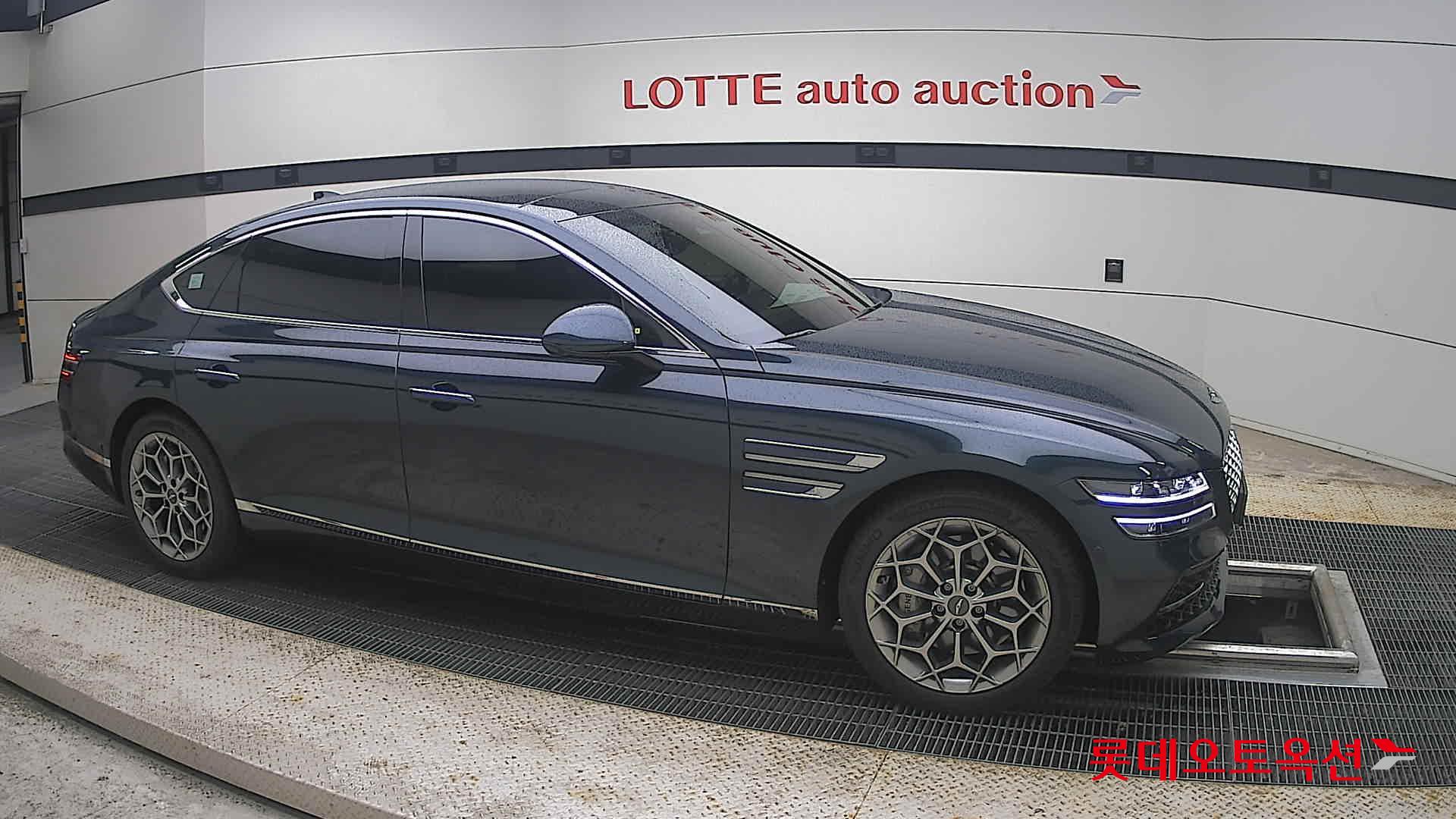2023 - genesis g80