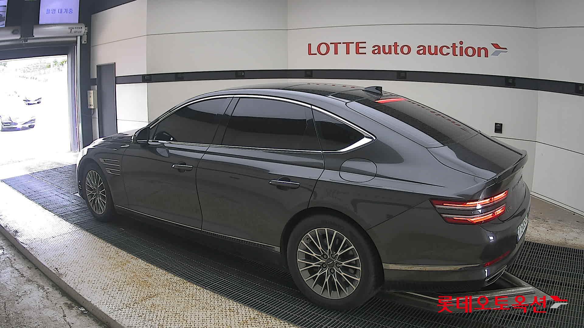 2024 - genesis g80