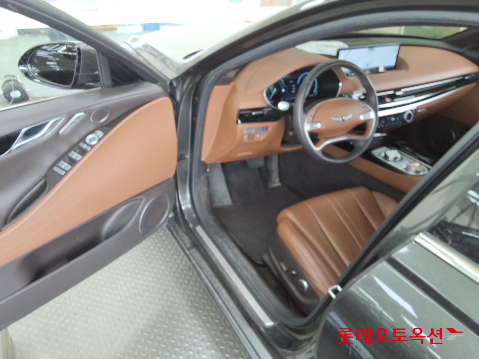 2024 - genesis g80