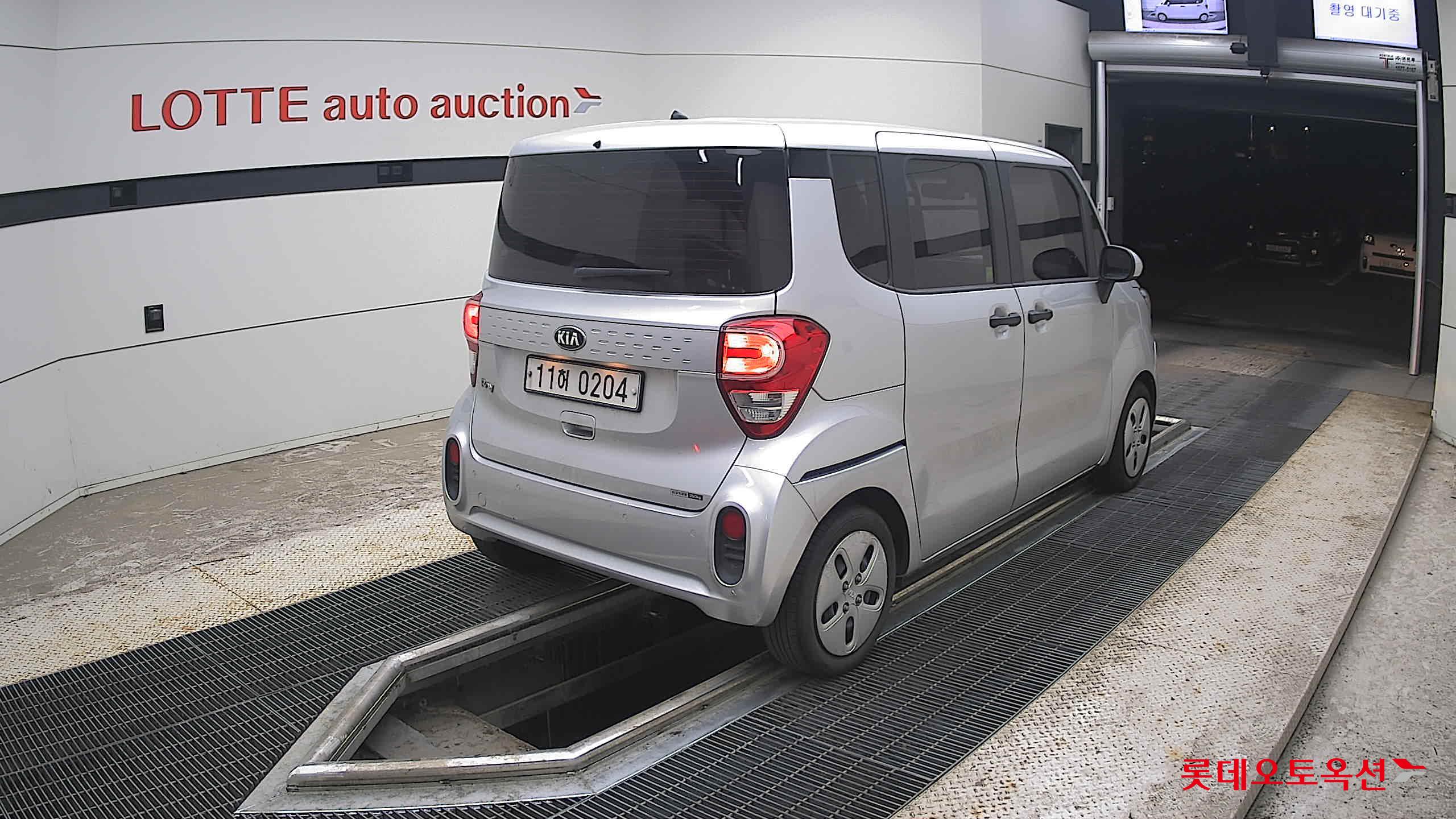 2019 - kia ray
