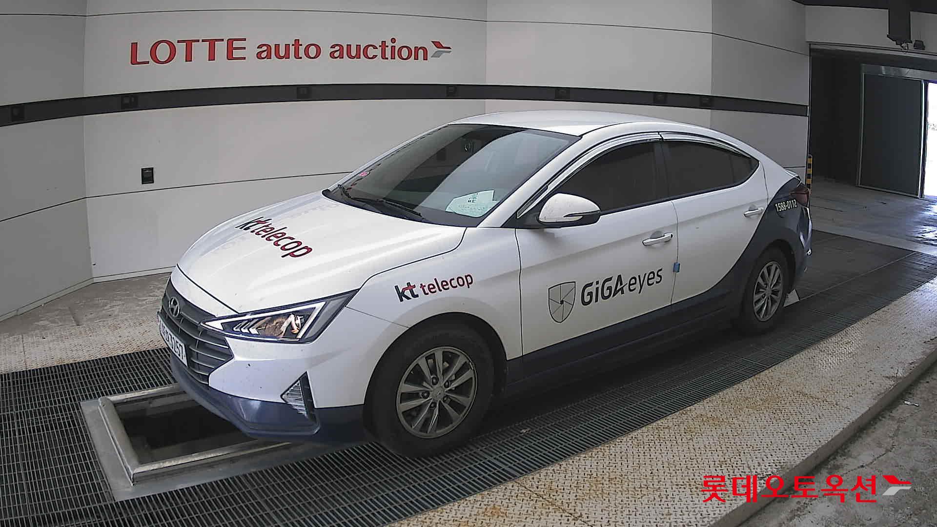 2020 - hyundai avante