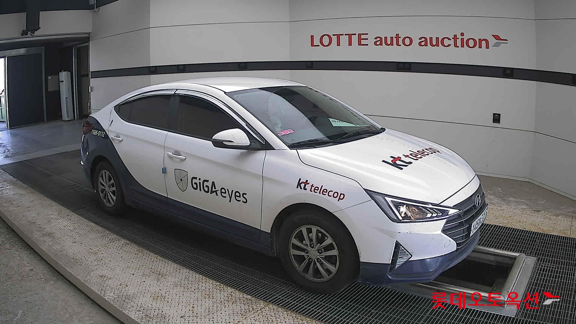 2020 - hyundai avante