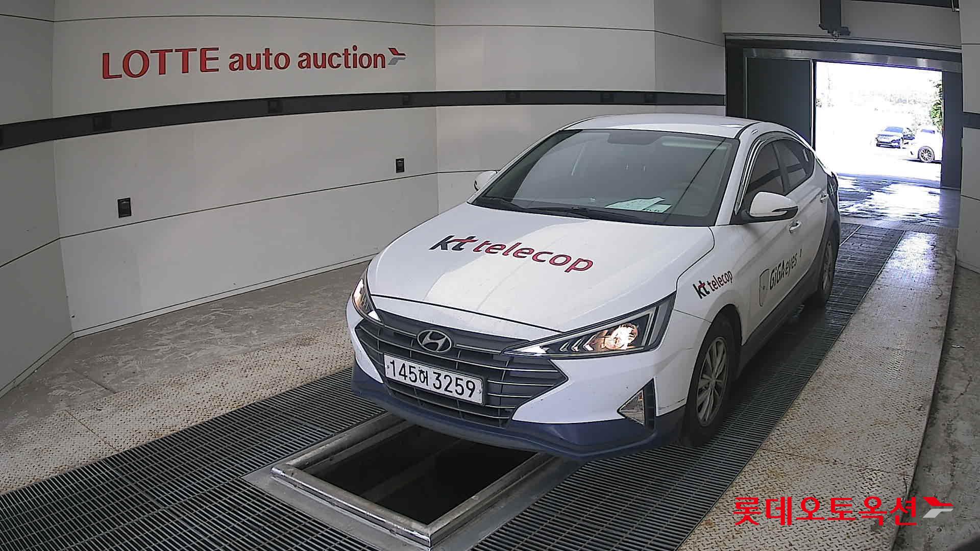 2020 - hyundai avante