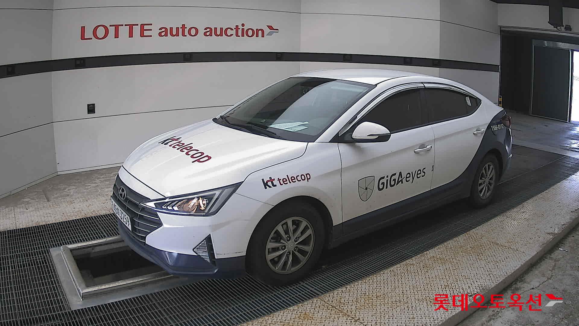 2020 - hyundai avante