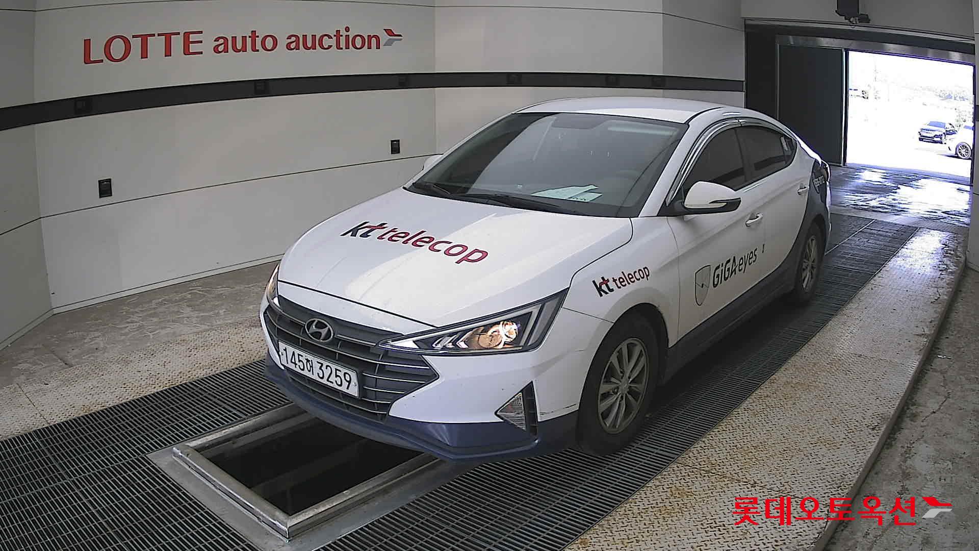2020 - hyundai avante