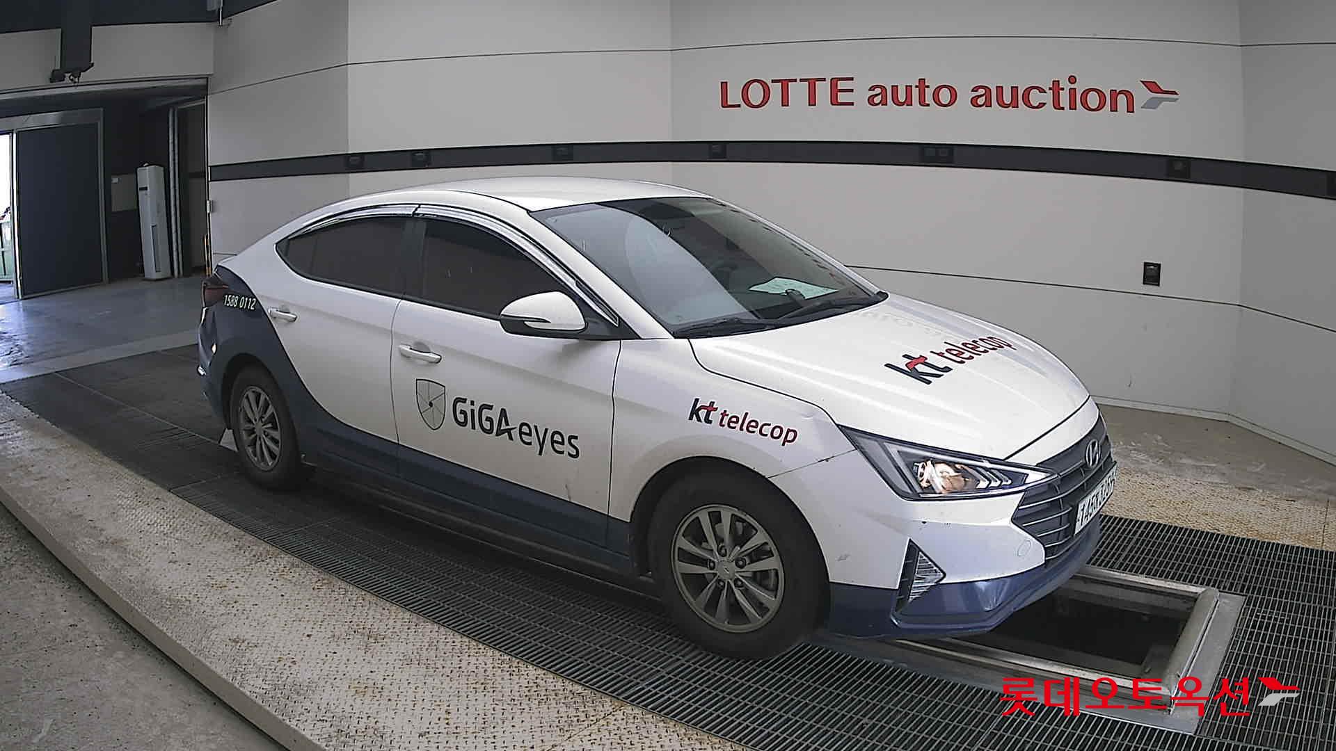 2020 - hyundai avante