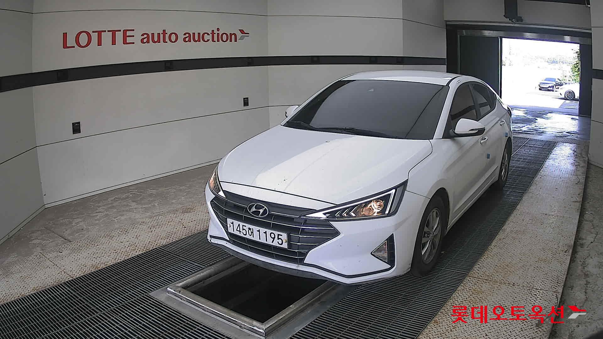 2020 - hyundai avante