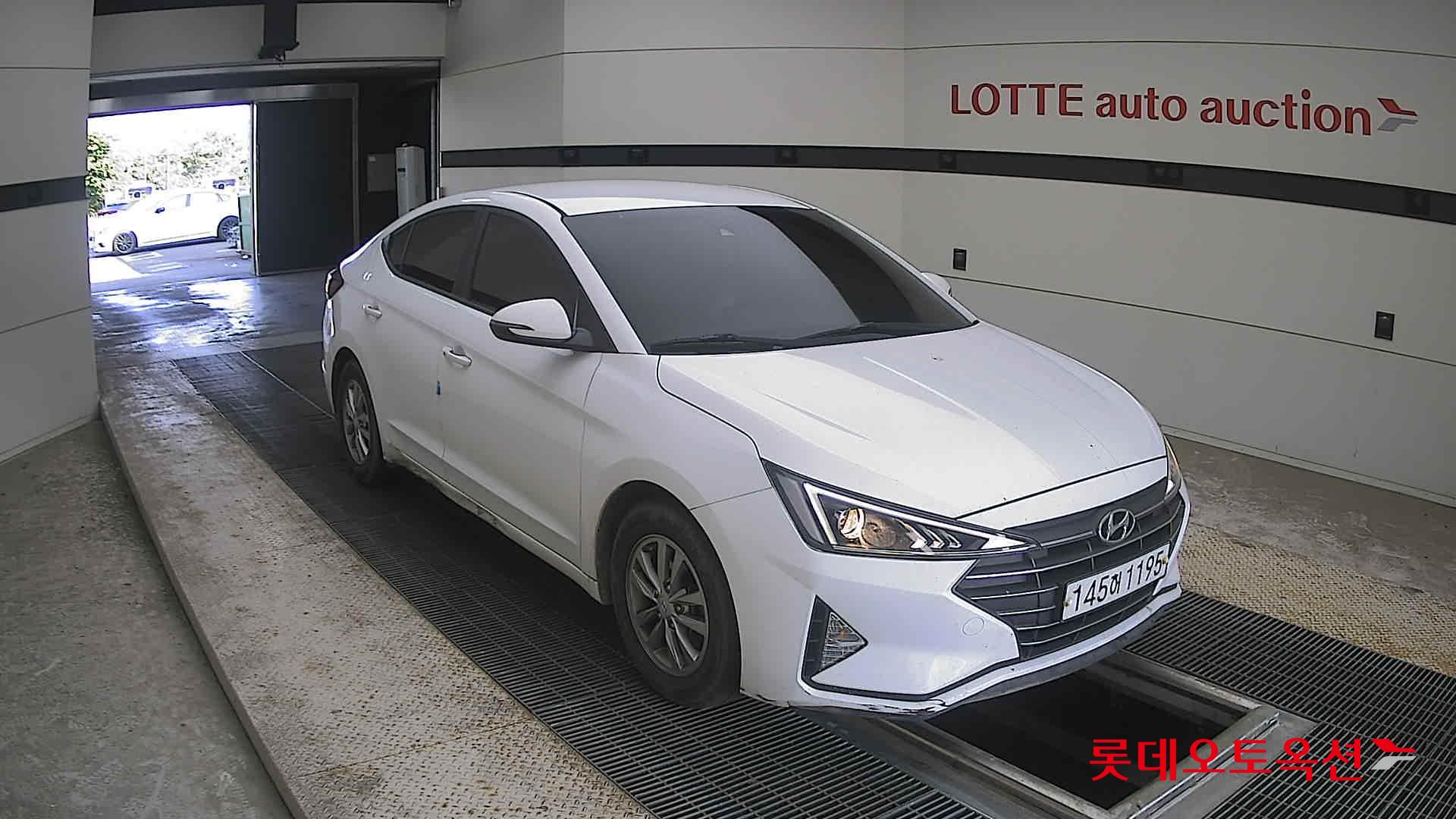 2020 - hyundai avante