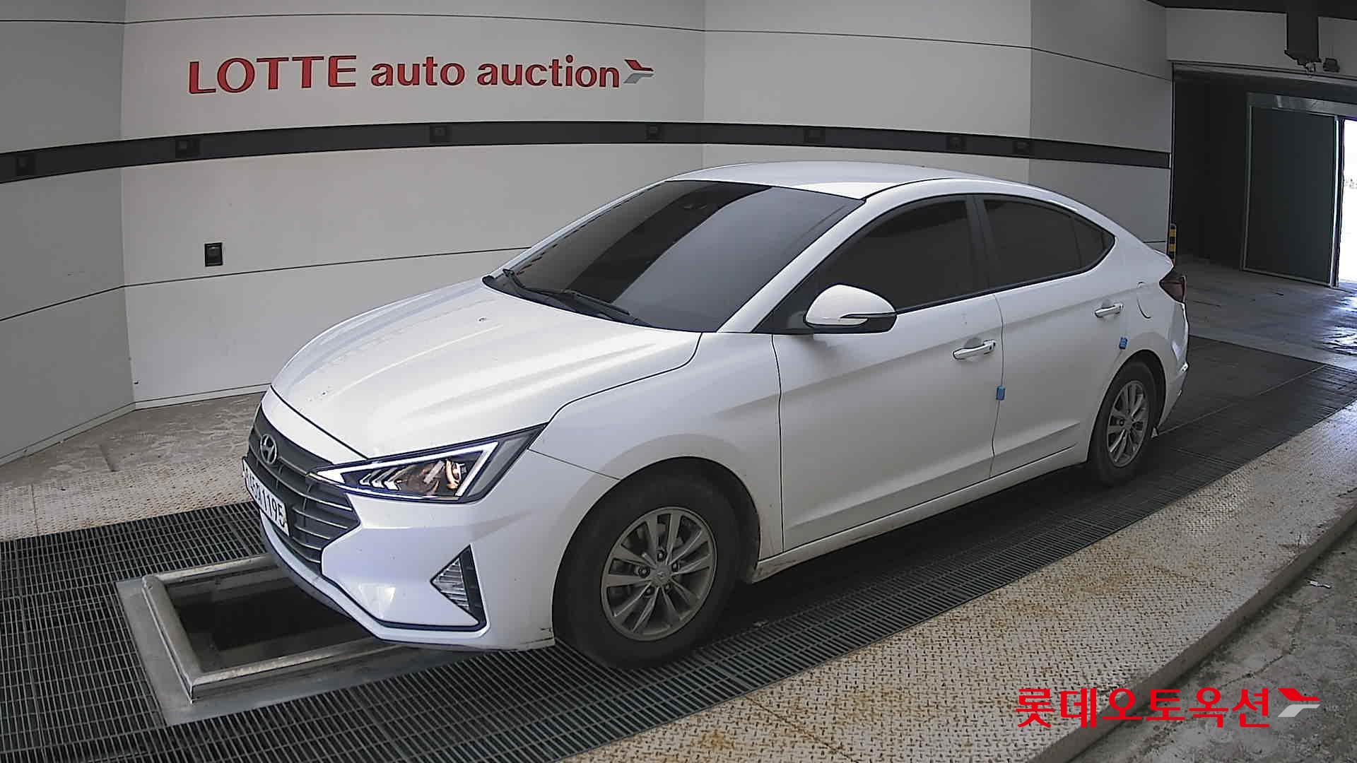 2020 - hyundai avante
