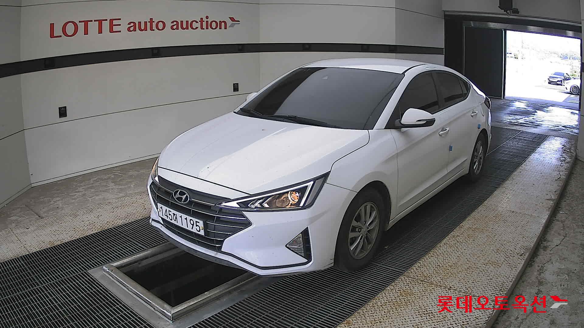 2020 - hyundai avante