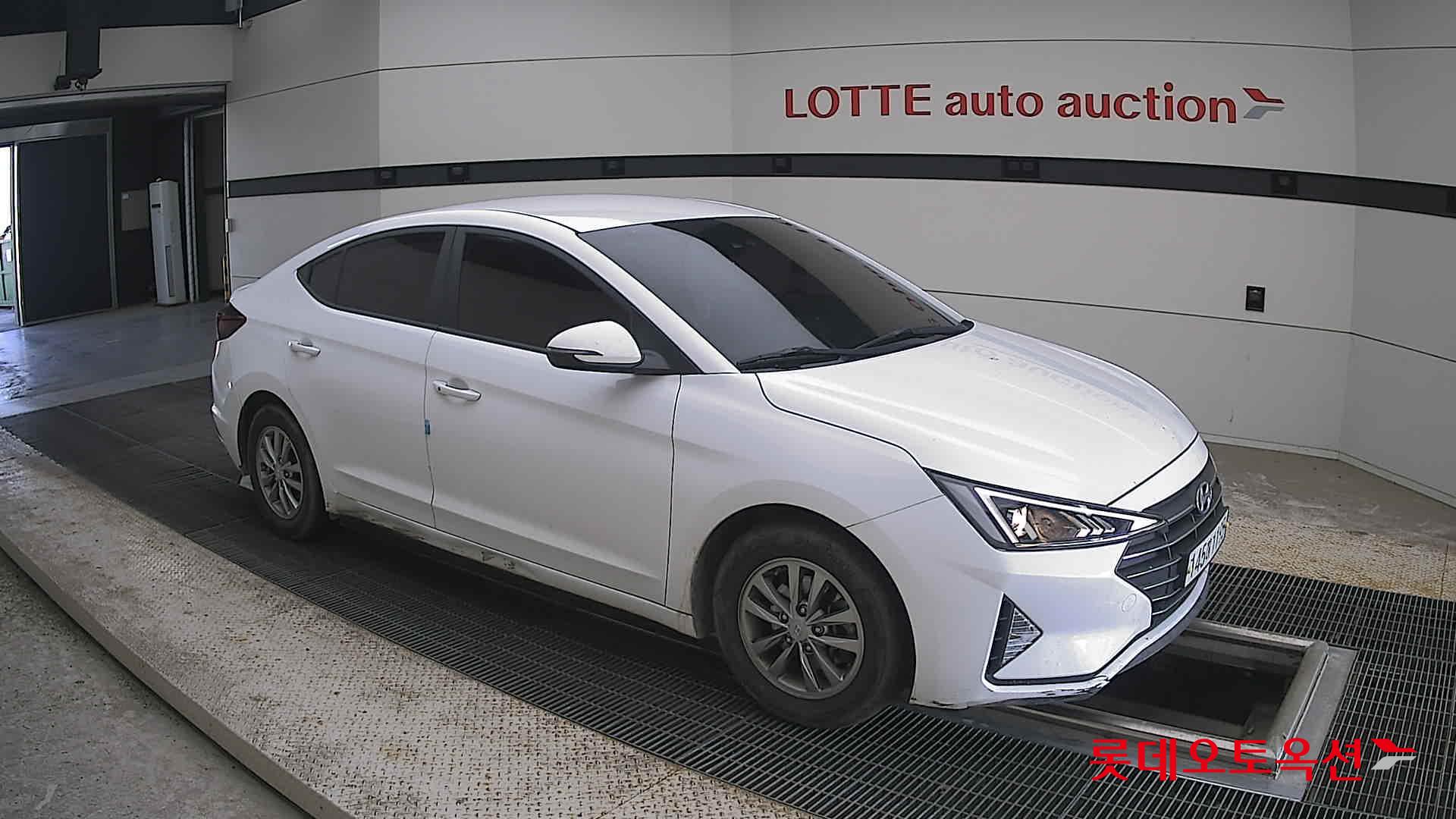2020 - hyundai avante