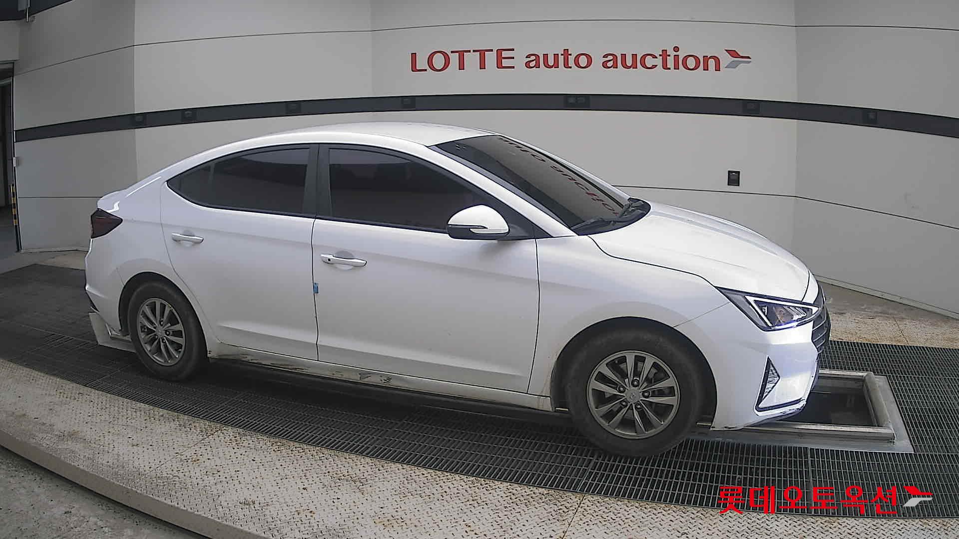 2020 - hyundai avante