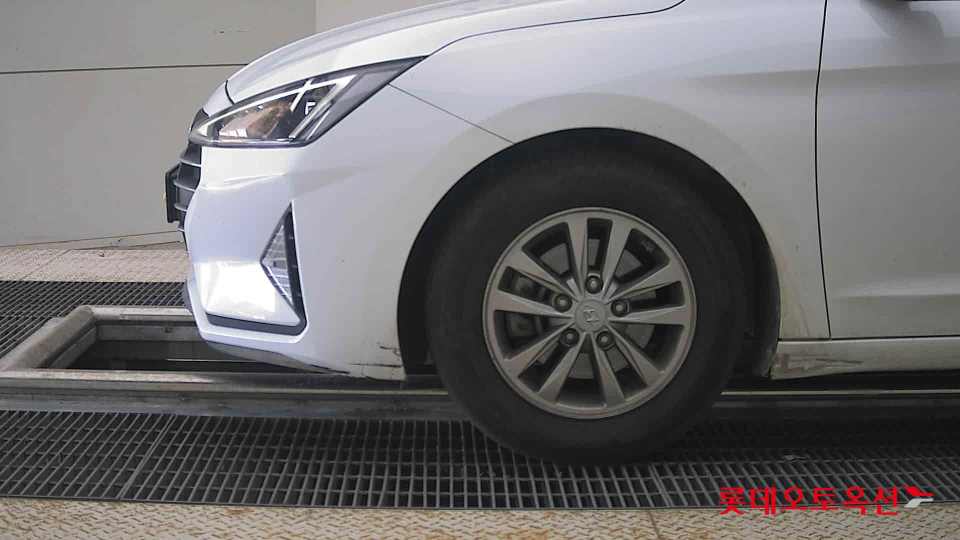 2020 - hyundai avante