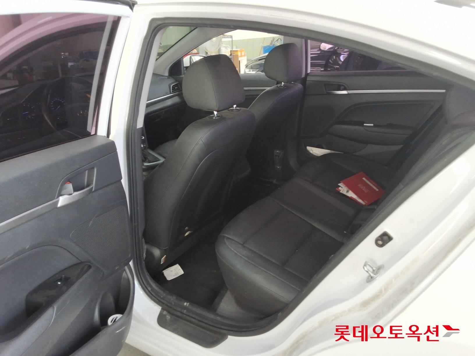 2020 - hyundai avante