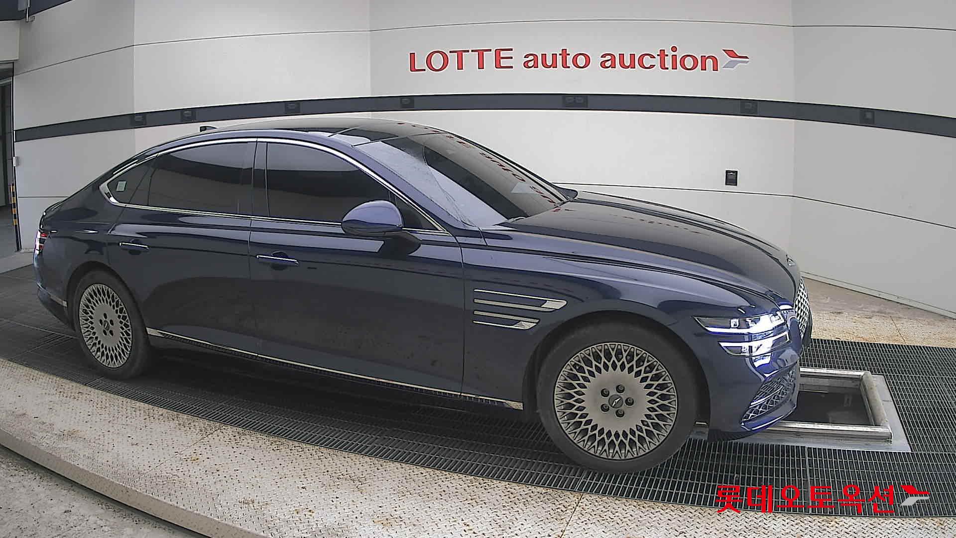 2021 - genesis g80