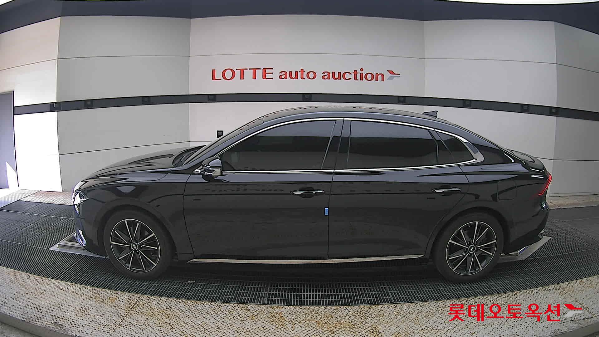 2022 - hyundai grandeur