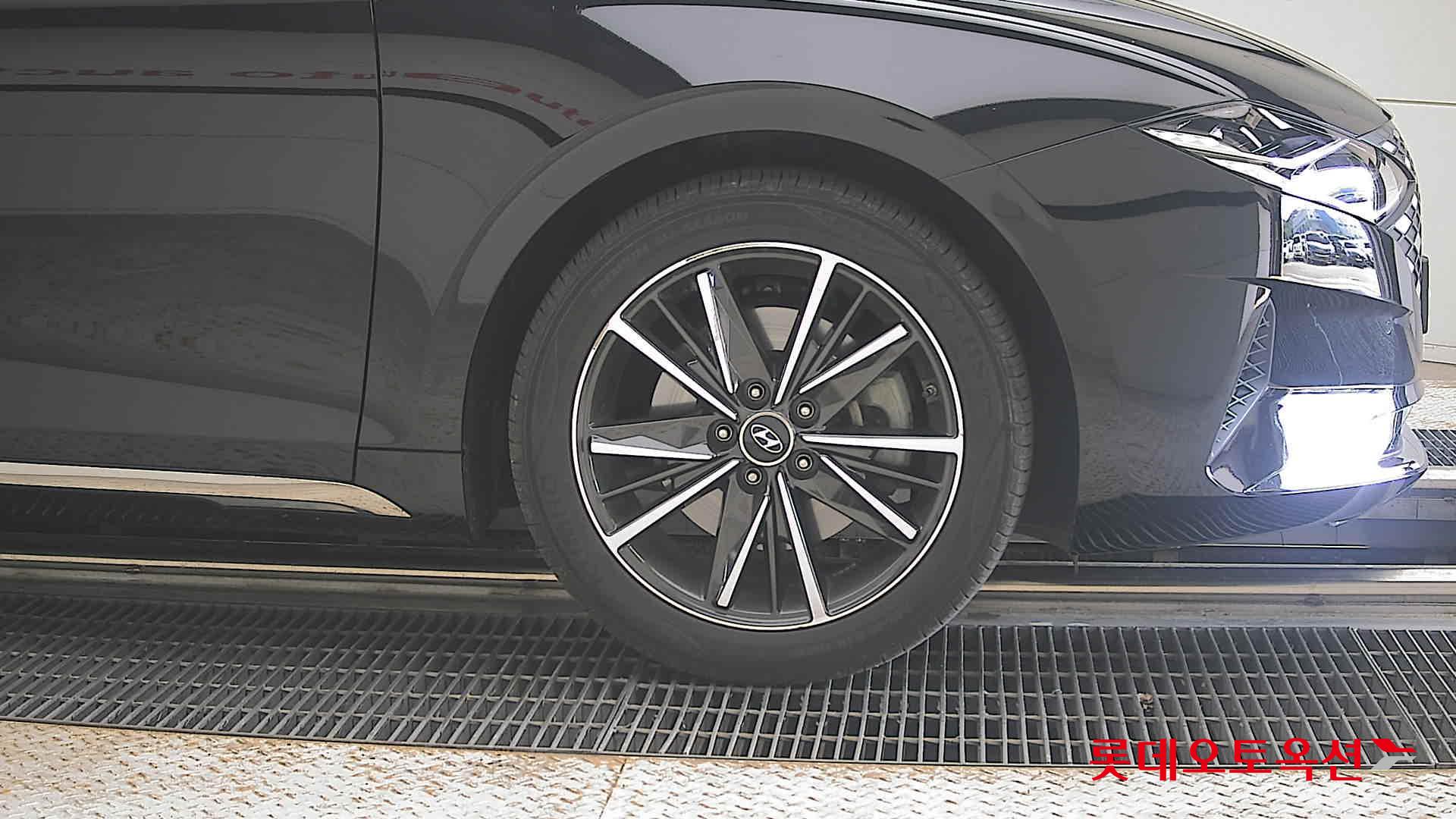 2022 - hyundai grandeur