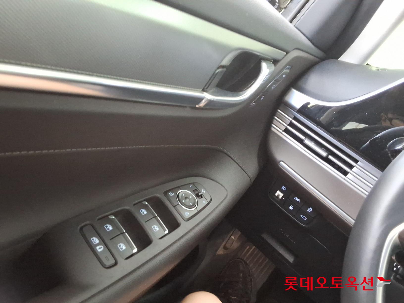 2022 - hyundai grandeur