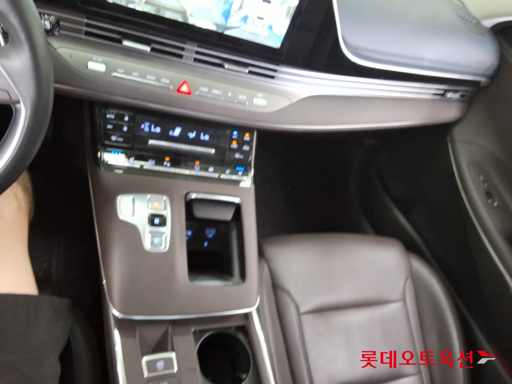2022 - hyundai grandeur