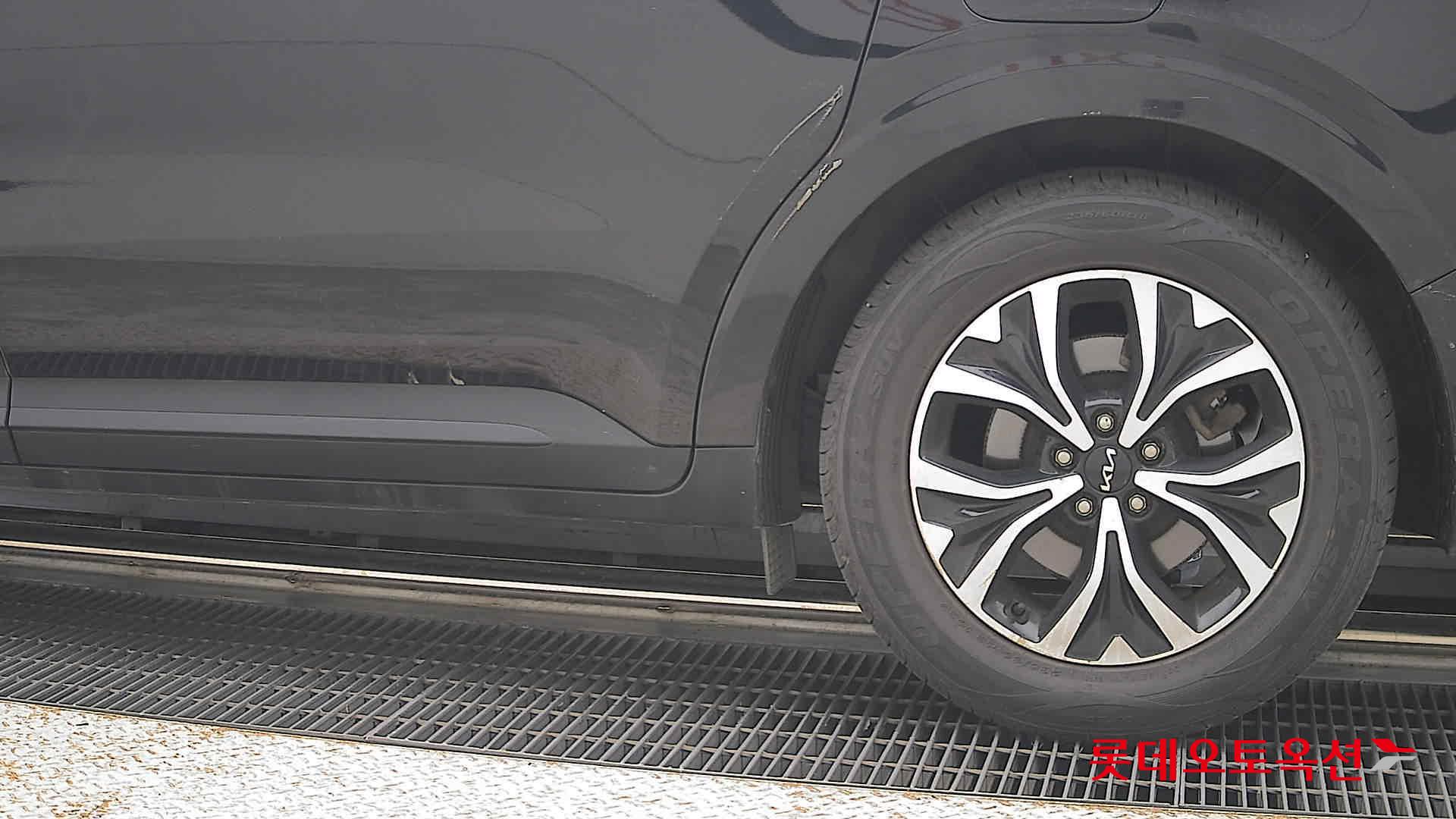 2022 - kia carnival