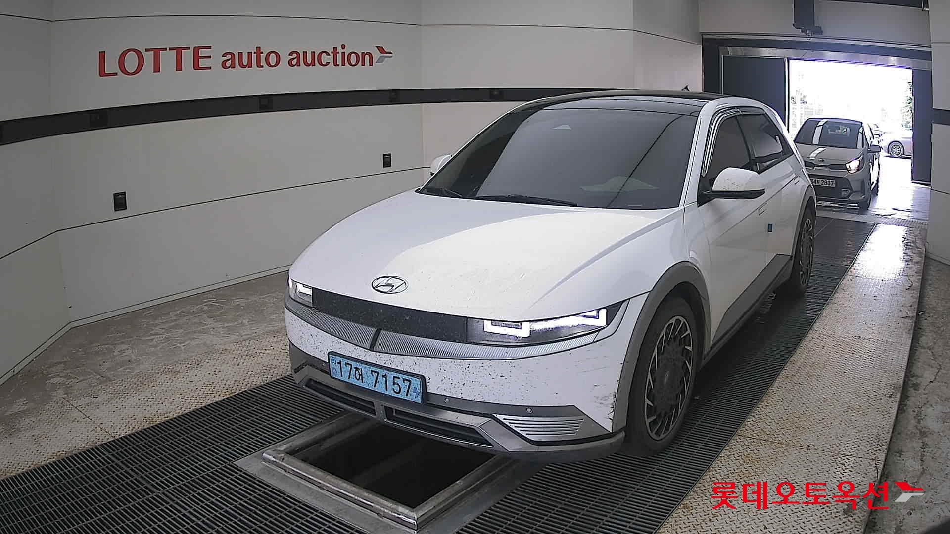 2022 - hyundai ioniq