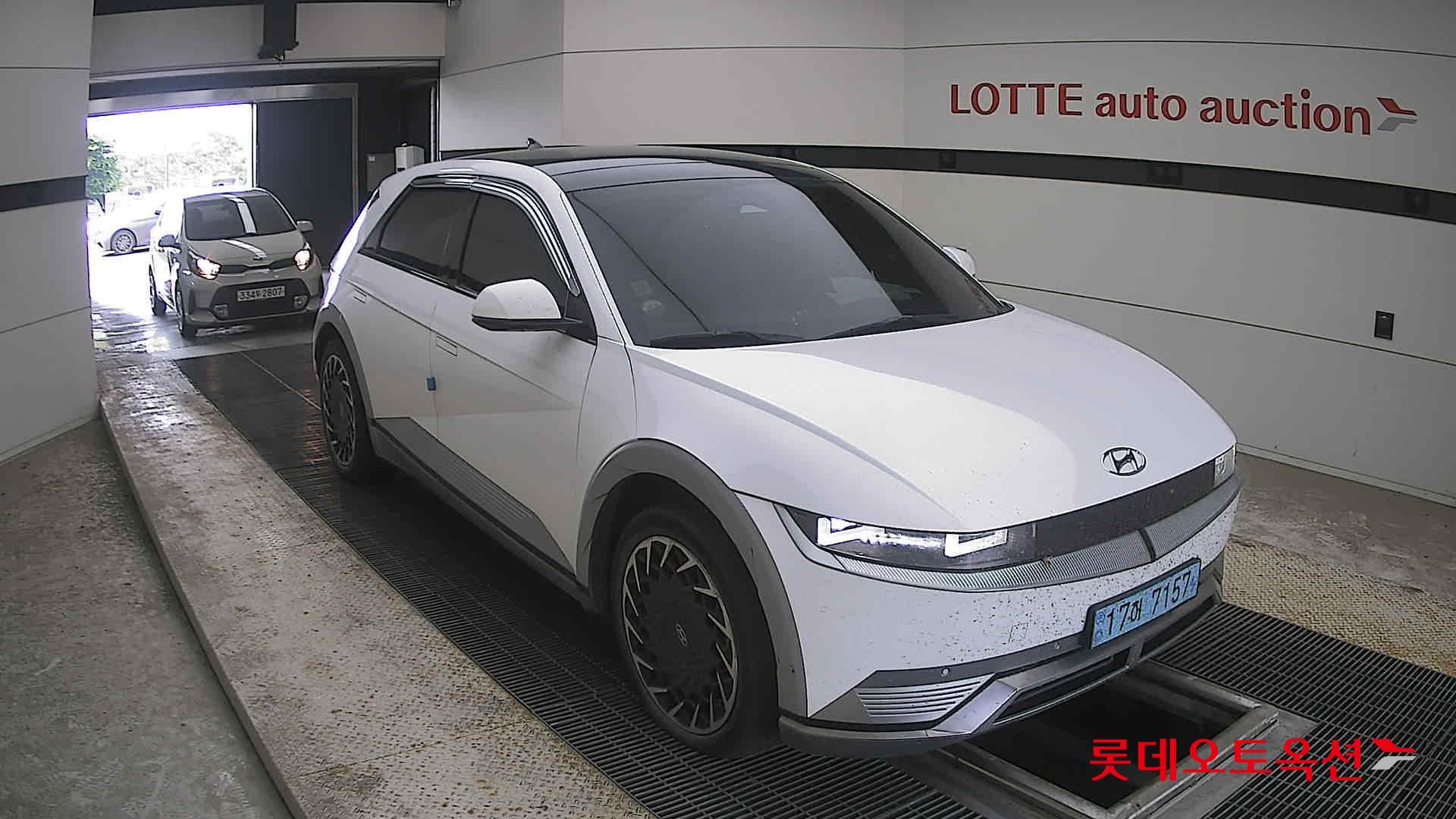 2022 - hyundai ioniq