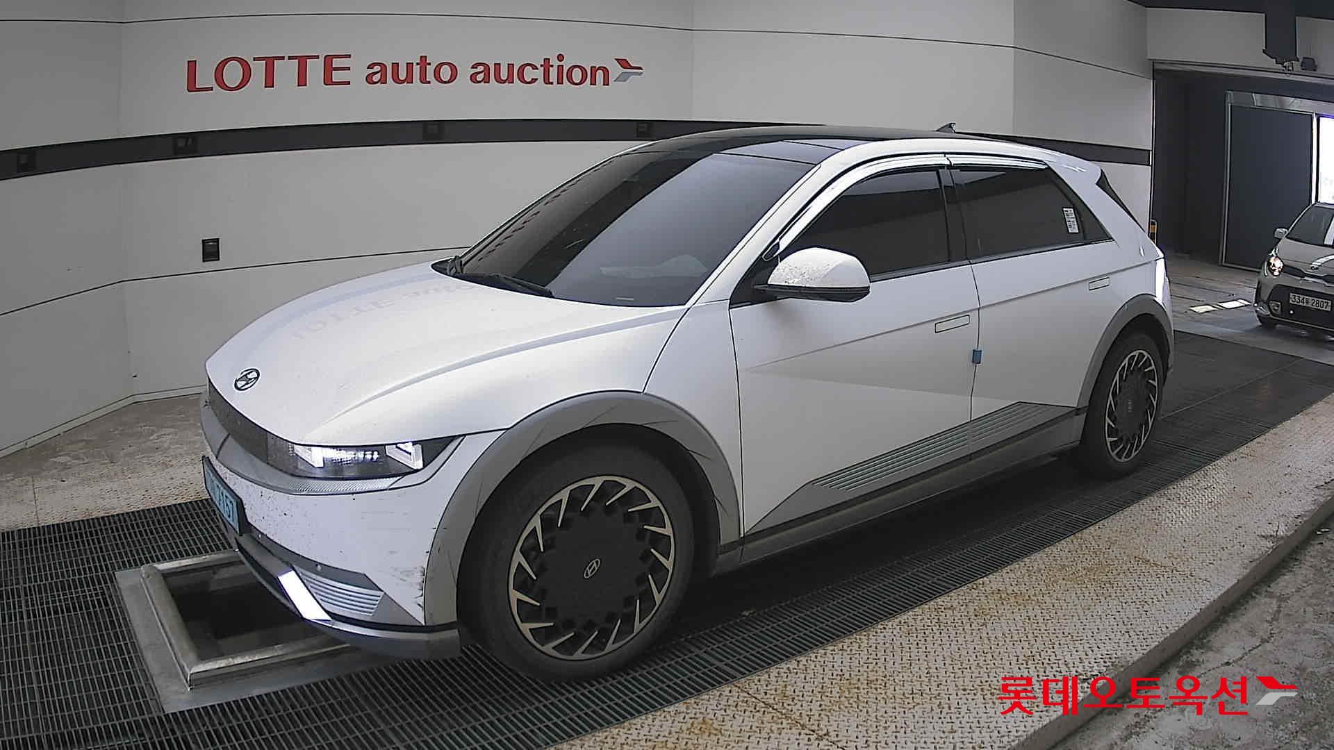 2022 - hyundai ioniq