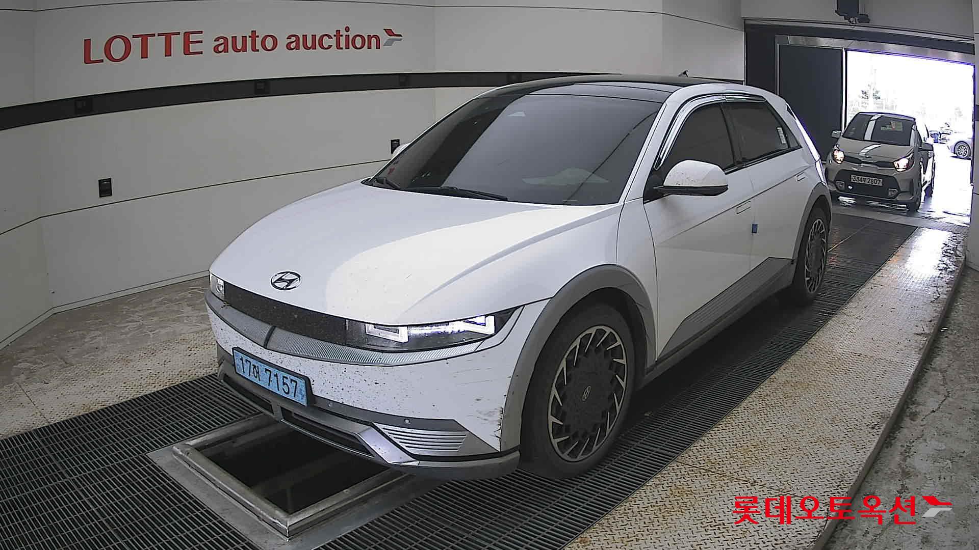 2022 - hyundai ioniq