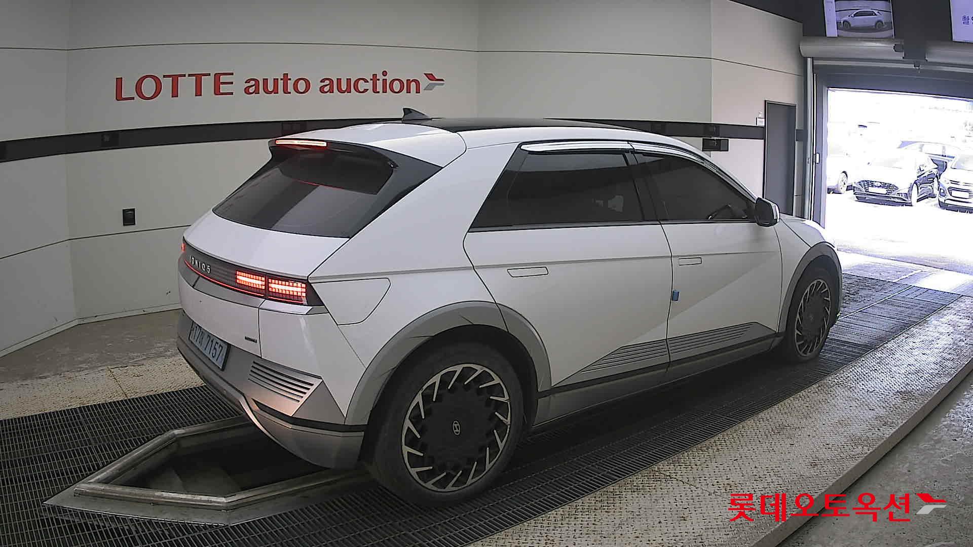 2022 - hyundai ioniq