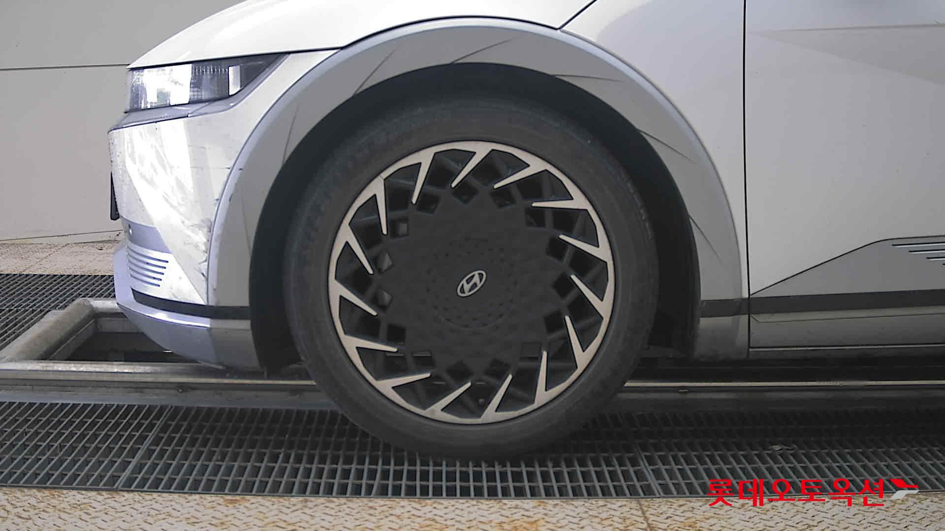 2022 - hyundai ioniq