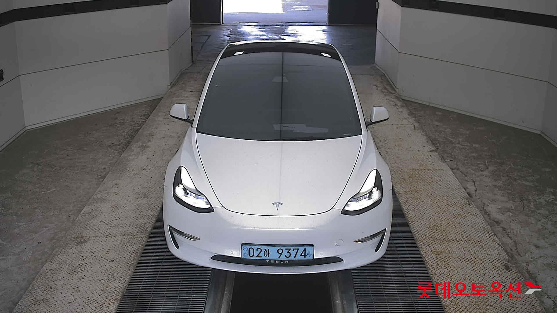 TESLA MODEL 3 (E) RANGE