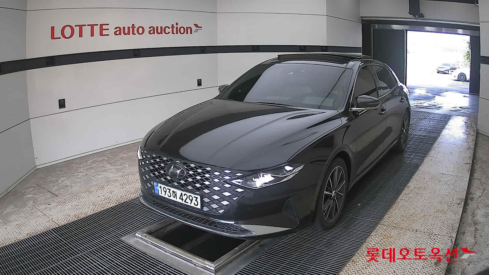 2022 - hyundai grandeur
